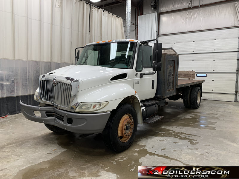 2003 International 4000 Series 4300